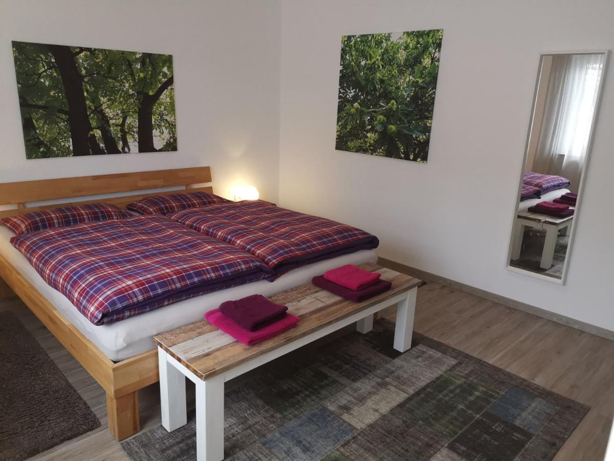 Ferienwohnung S-Bahn Naehe Schwaikheim Exteriör bild