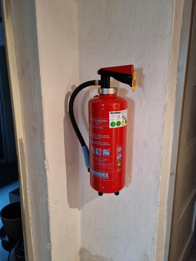 Ferienwohnung S-Bahn Naehe Schwaikheim Exteriör bild
