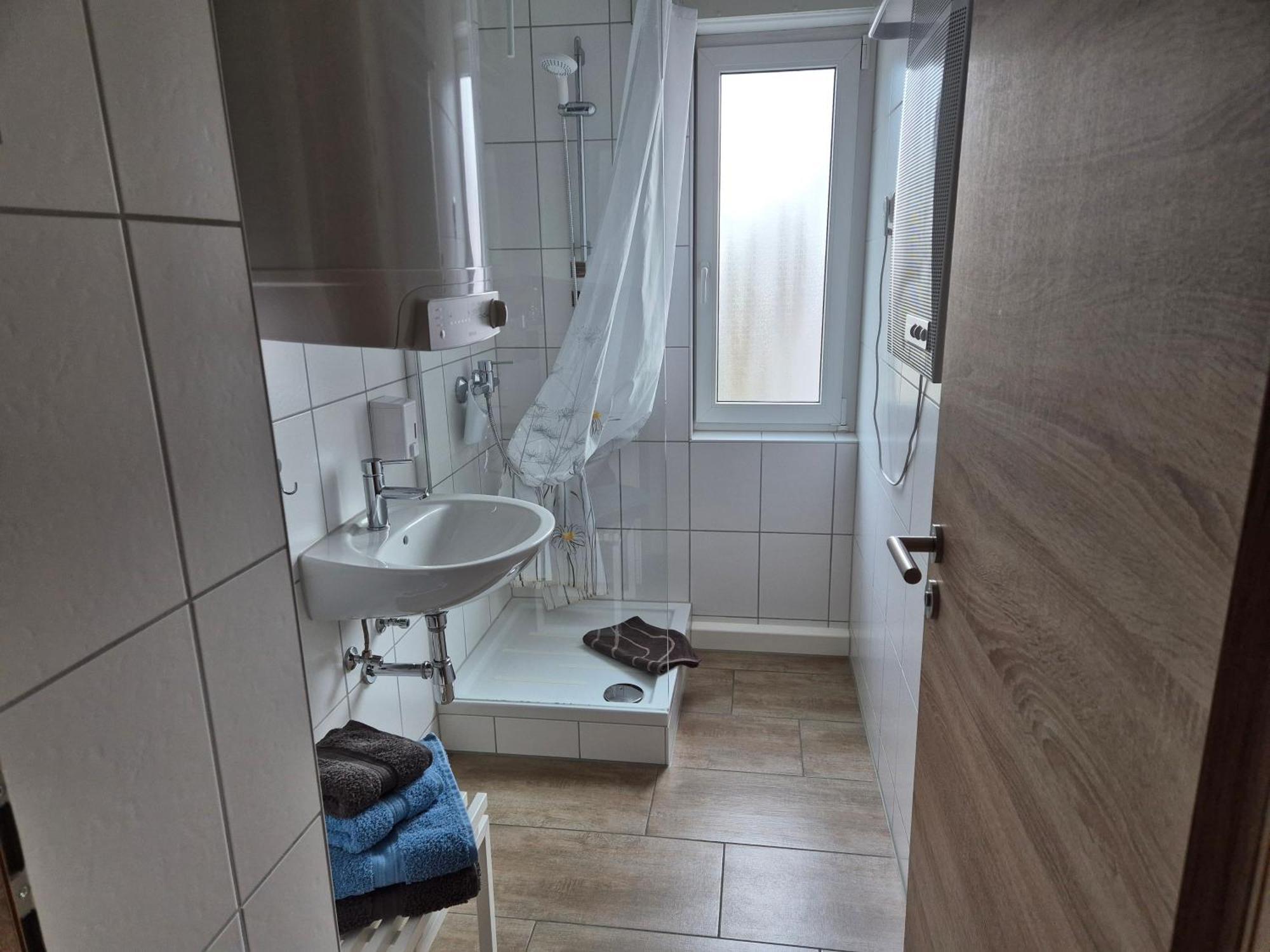 Ferienwohnung S-Bahn Naehe Schwaikheim Exteriör bild